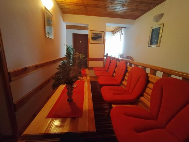 Apartmani Milic Sirogojno Ngoại thất bức ảnh